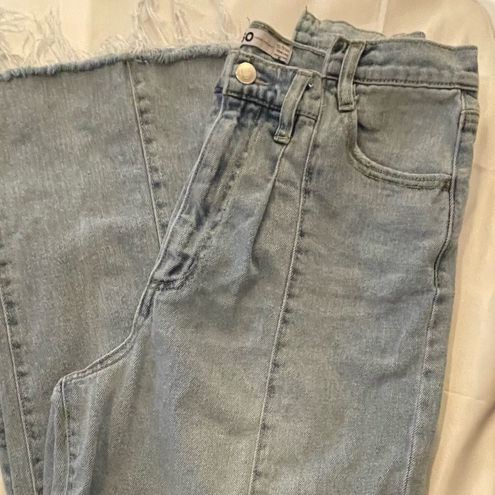 SO size 13/31w wide leg jeans